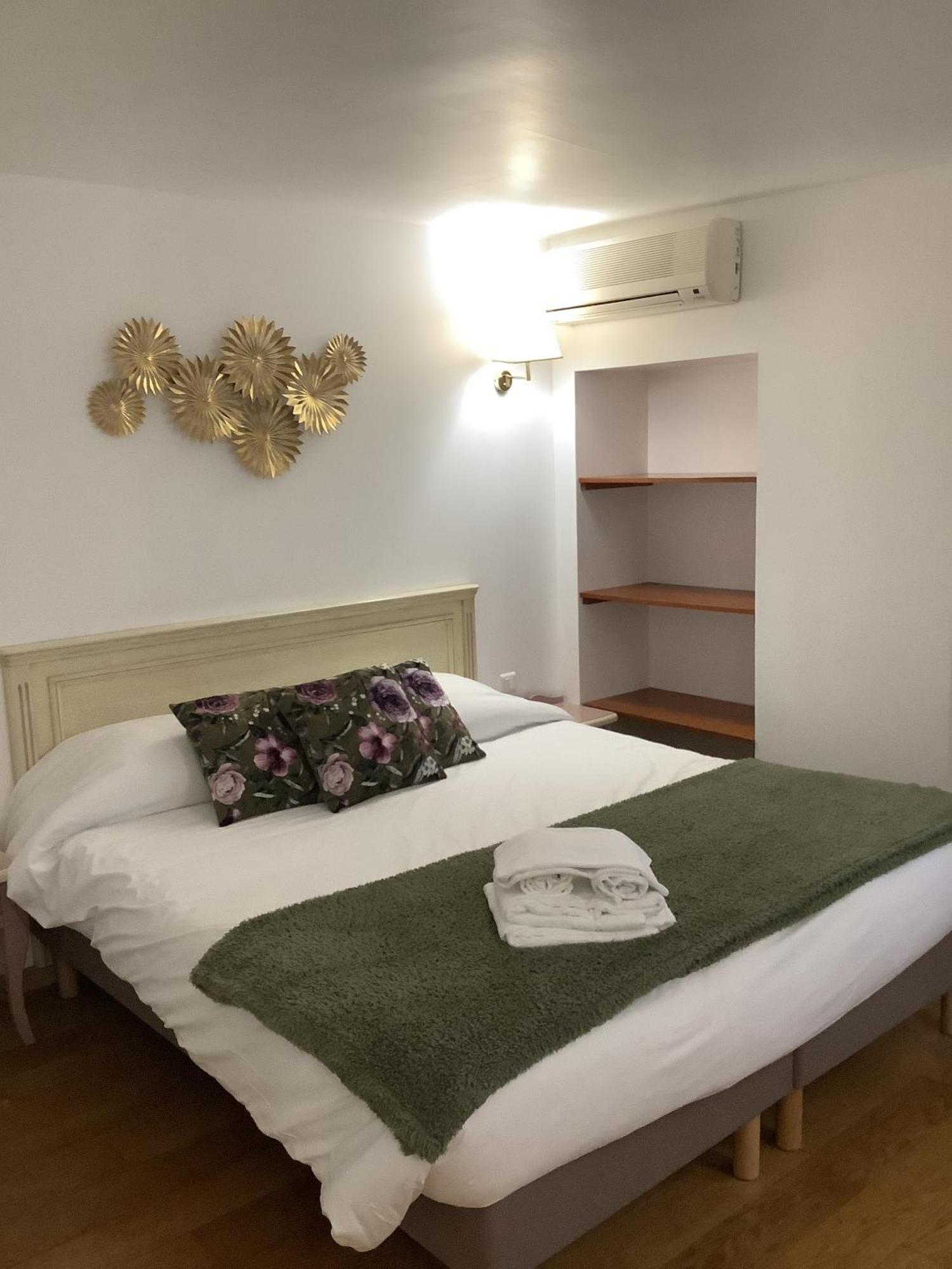 Logis Le Marronnier Hotel Buffon Room photo