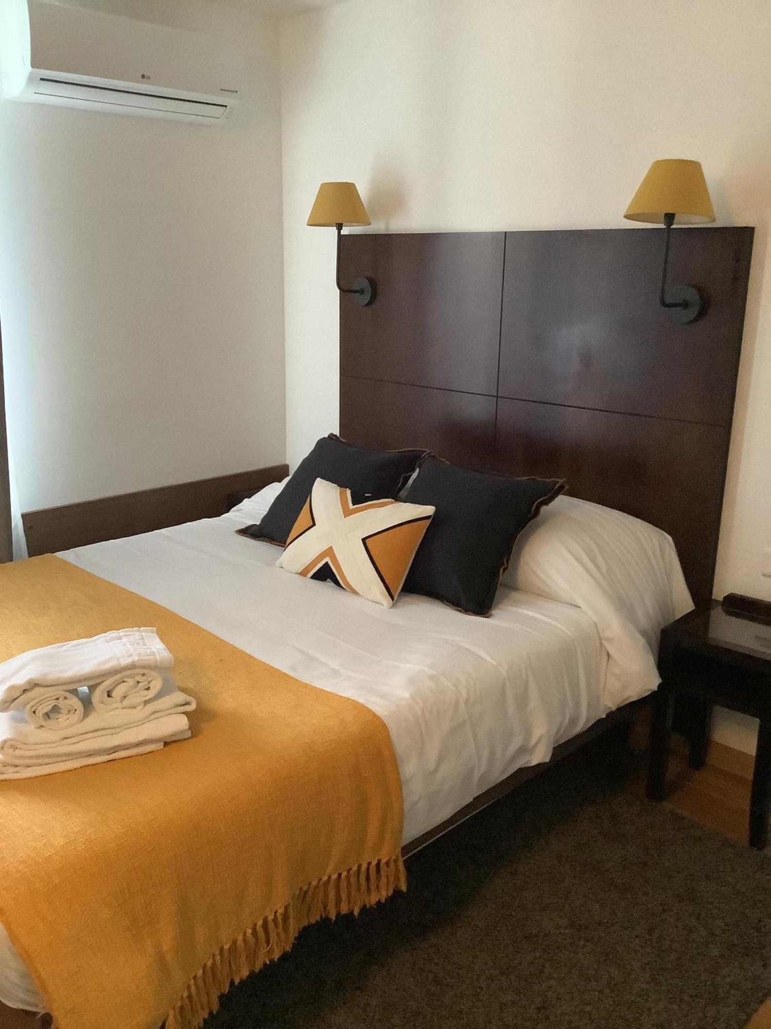 Logis Le Marronnier Hotel Buffon Room photo