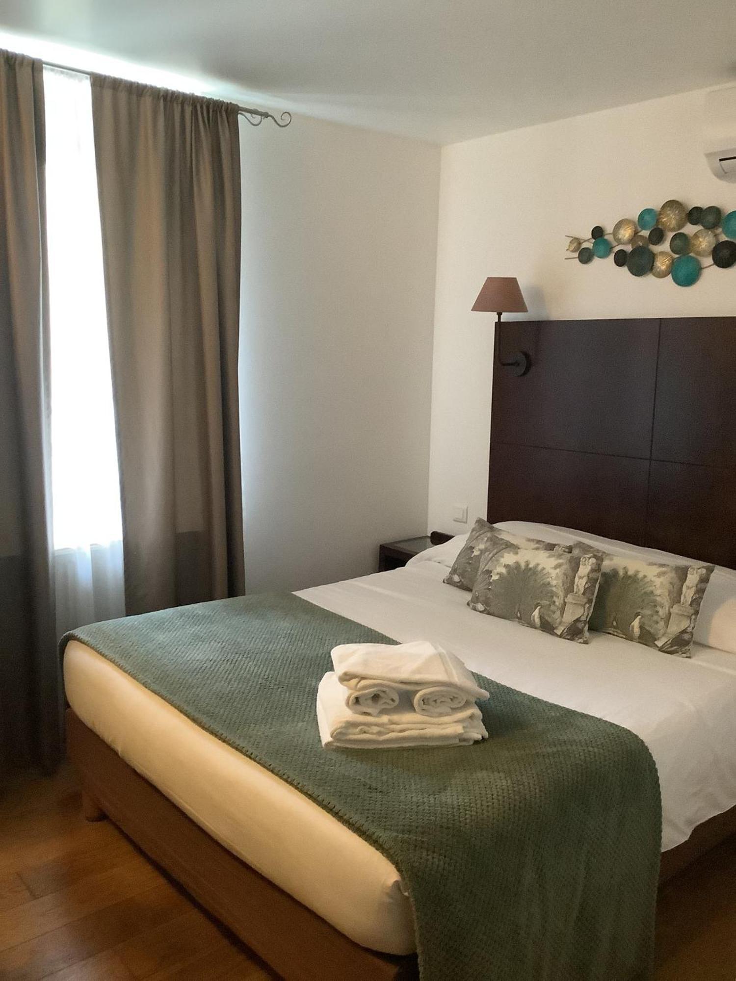 Logis Le Marronnier Hotel Buffon Room photo